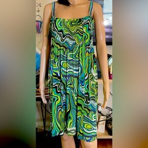 Just in time for those summer picnics! Loose and flowy dress.